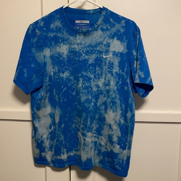 Nike Sports Tee Medium Blue White Bleach Dye FITDRY Short Sleeve - Picture 1 of 11
